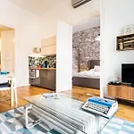 Hip Loft Style Home Near Vaci Street