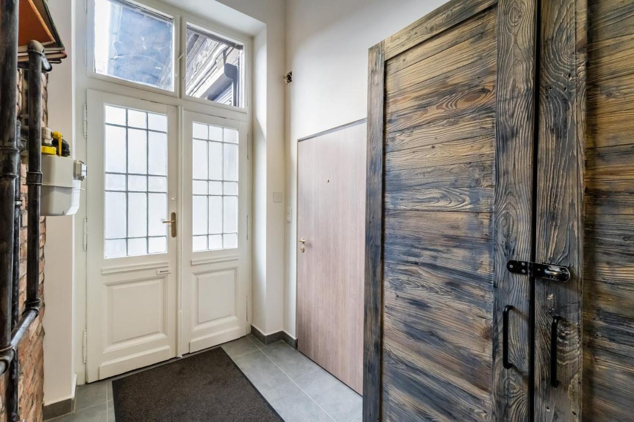 Apartment Hip Loft Style Near Vaci Street Budapest
