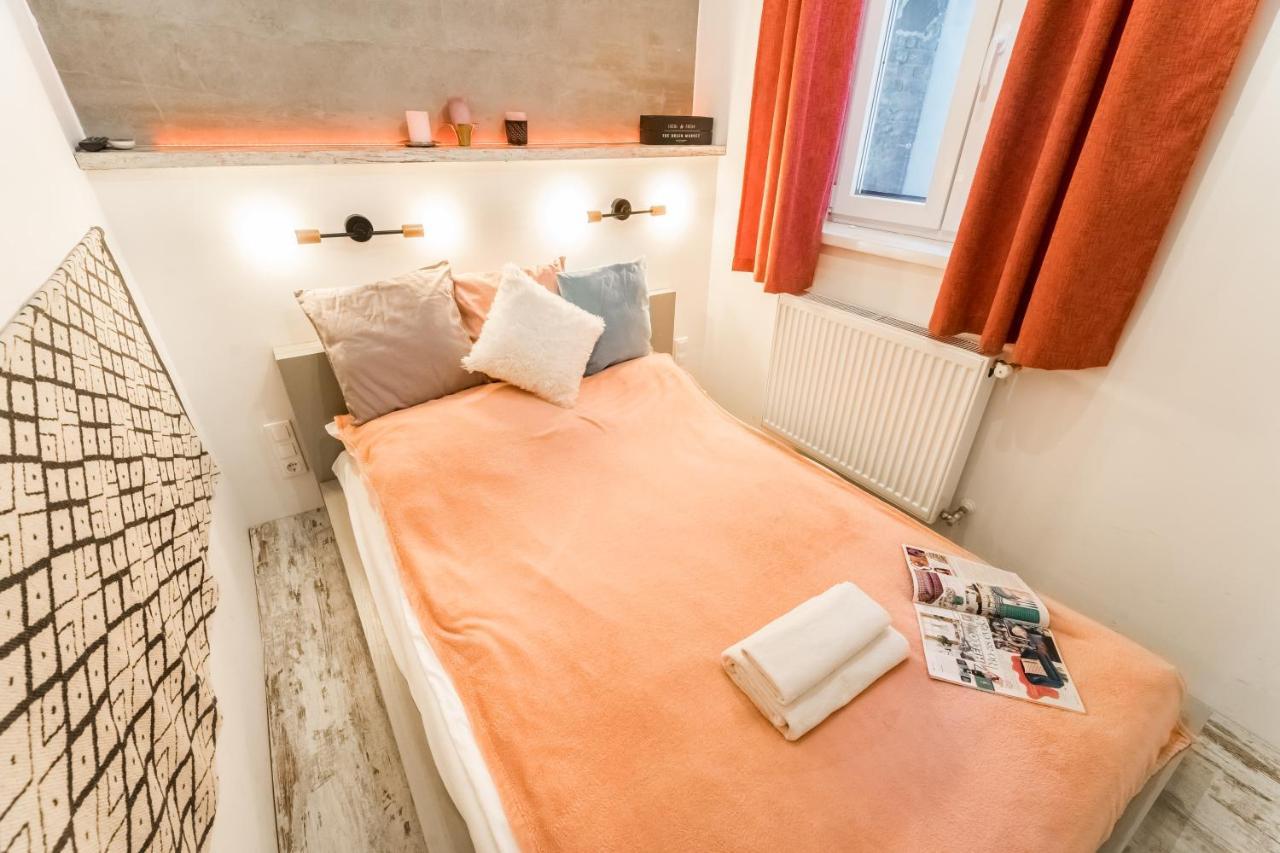 Hip Loft Style Near Vaci Street Apartment